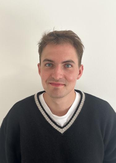 Portrait junger Mann blond